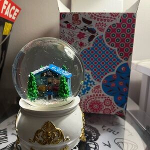 Taylor Swift Lover Snow Globe
